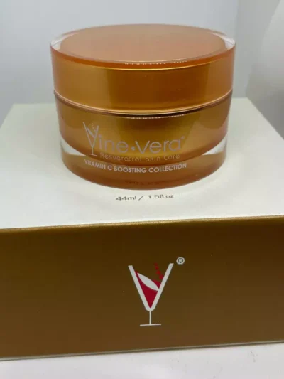 Vine Vera Resveratol Vitamin C Moisturizer 44ML/1.5OZ BRAND NEW